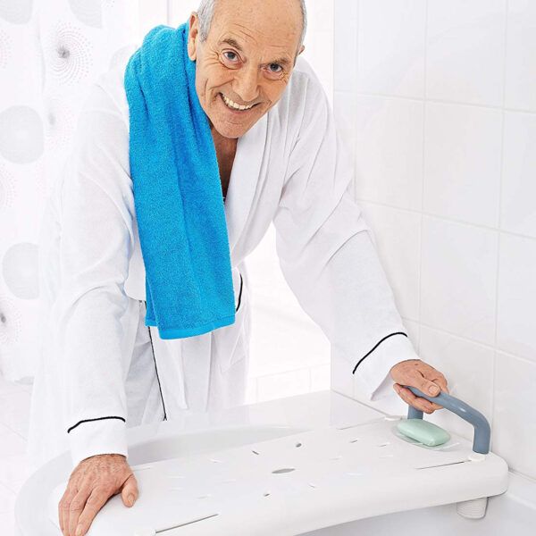 Sedačka do vany s madlem