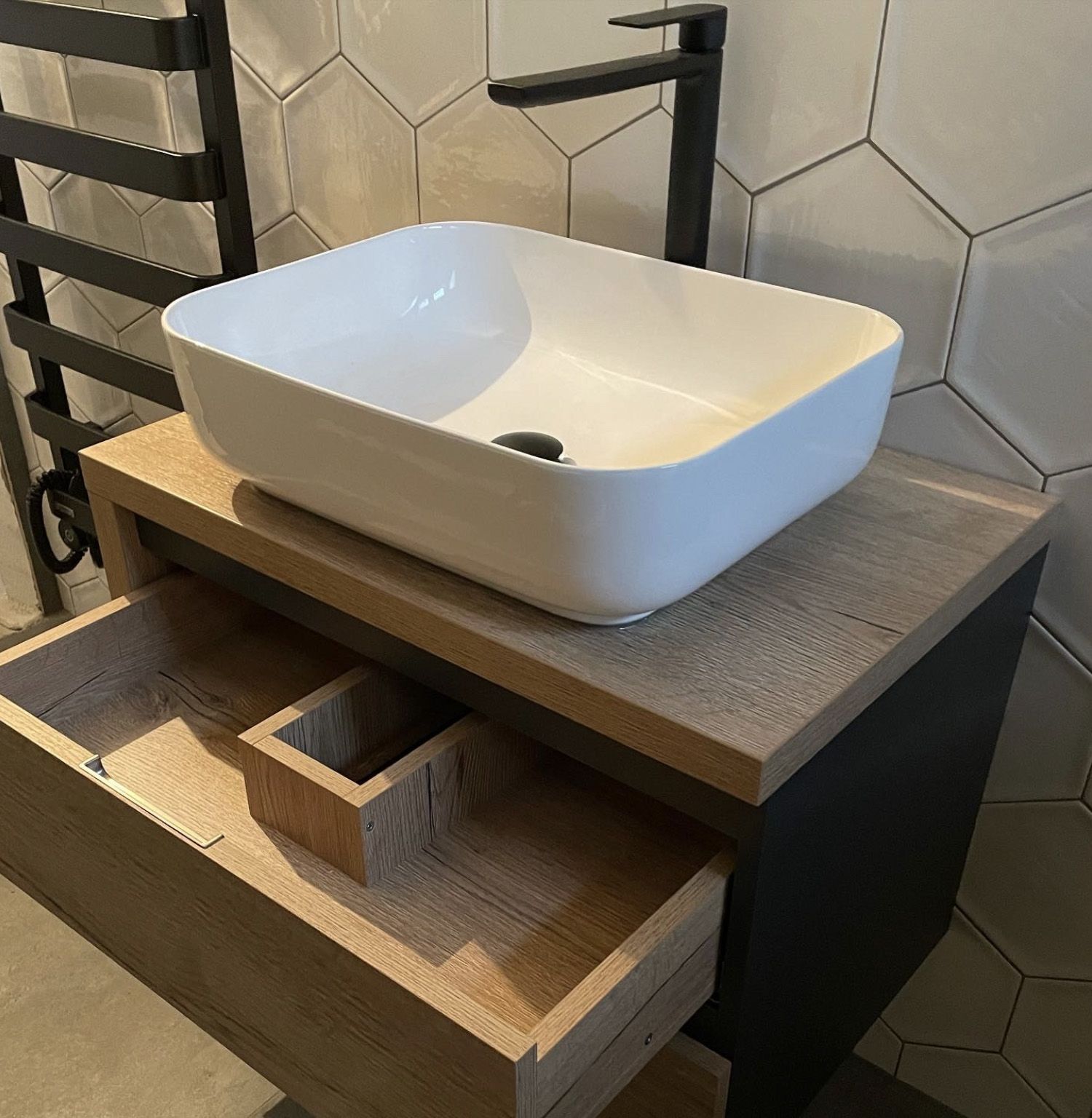 Koupelnový nábytek At plus design
