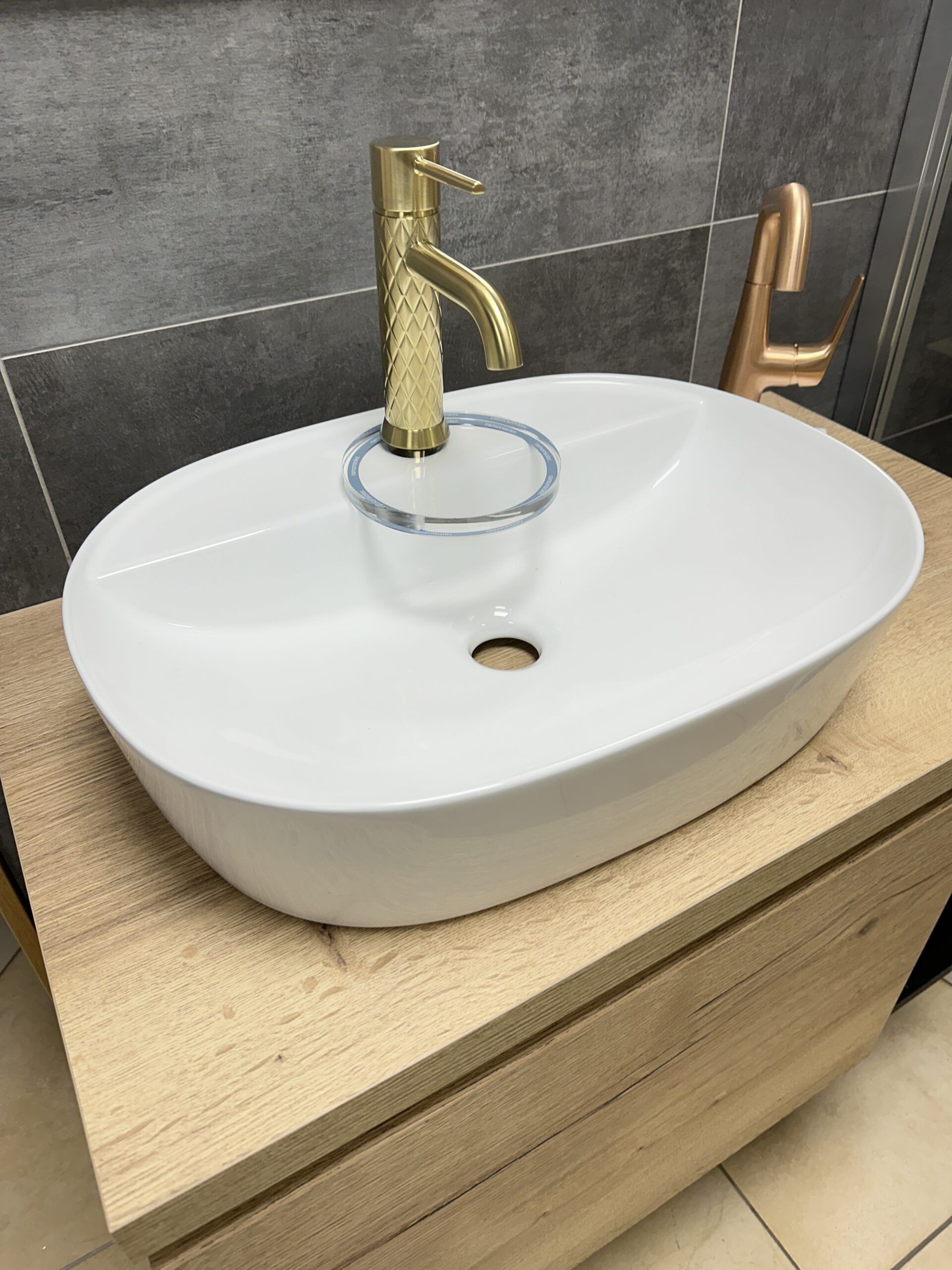 Umyvadlo na desku PIEGA Umyvadlo na desku Piega